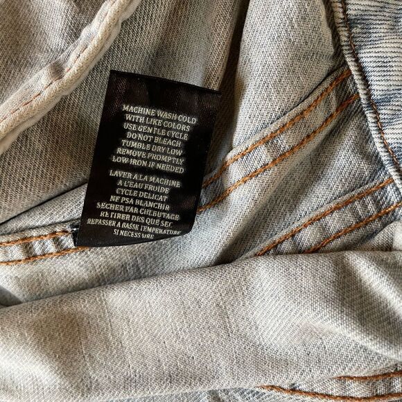❤️SOLD❤️BLANKNYC Hooded Light Wash Fitted Denim Jacket |Size:Small | - Picture 4 of 11